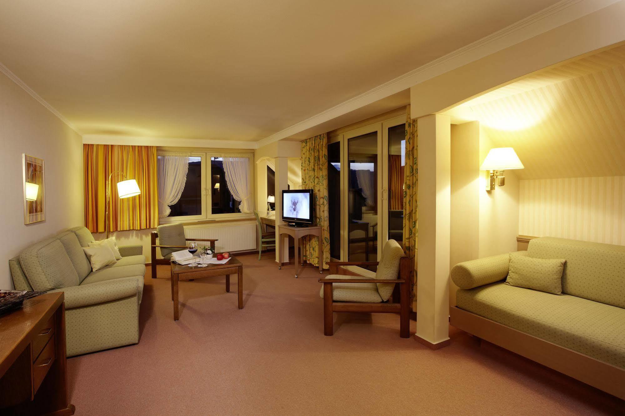 Romantik Hotel Stoermann ชมาลเลนแบร์ก ภายนอก รูปภาพ